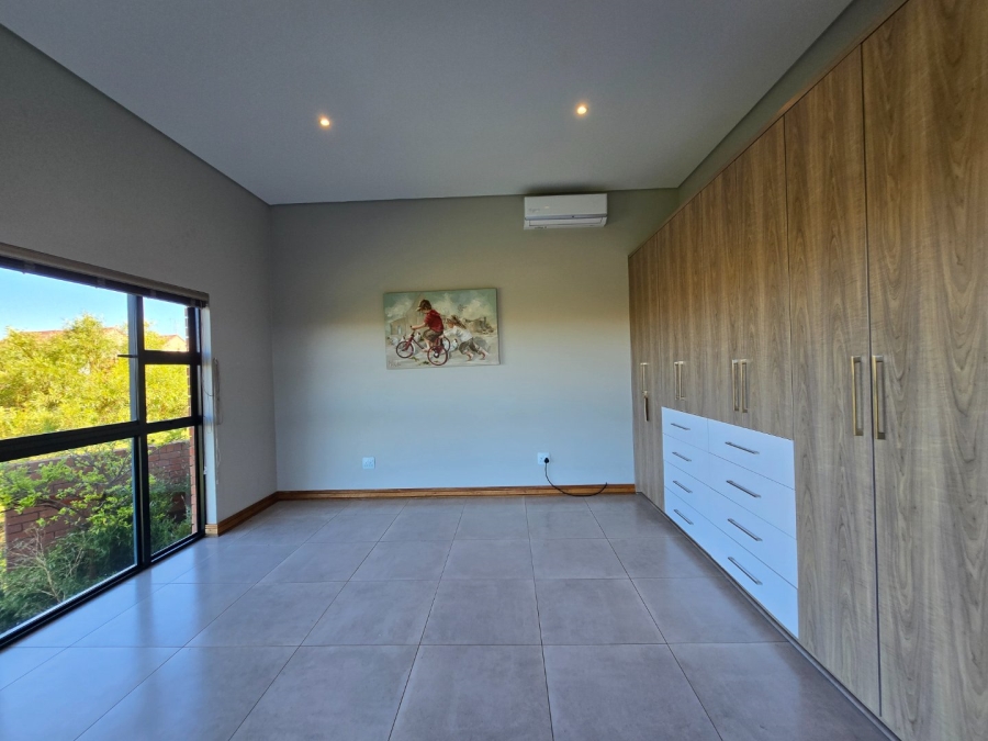 3 Bedroom Property for Sale in Wild Olive Estate Free State